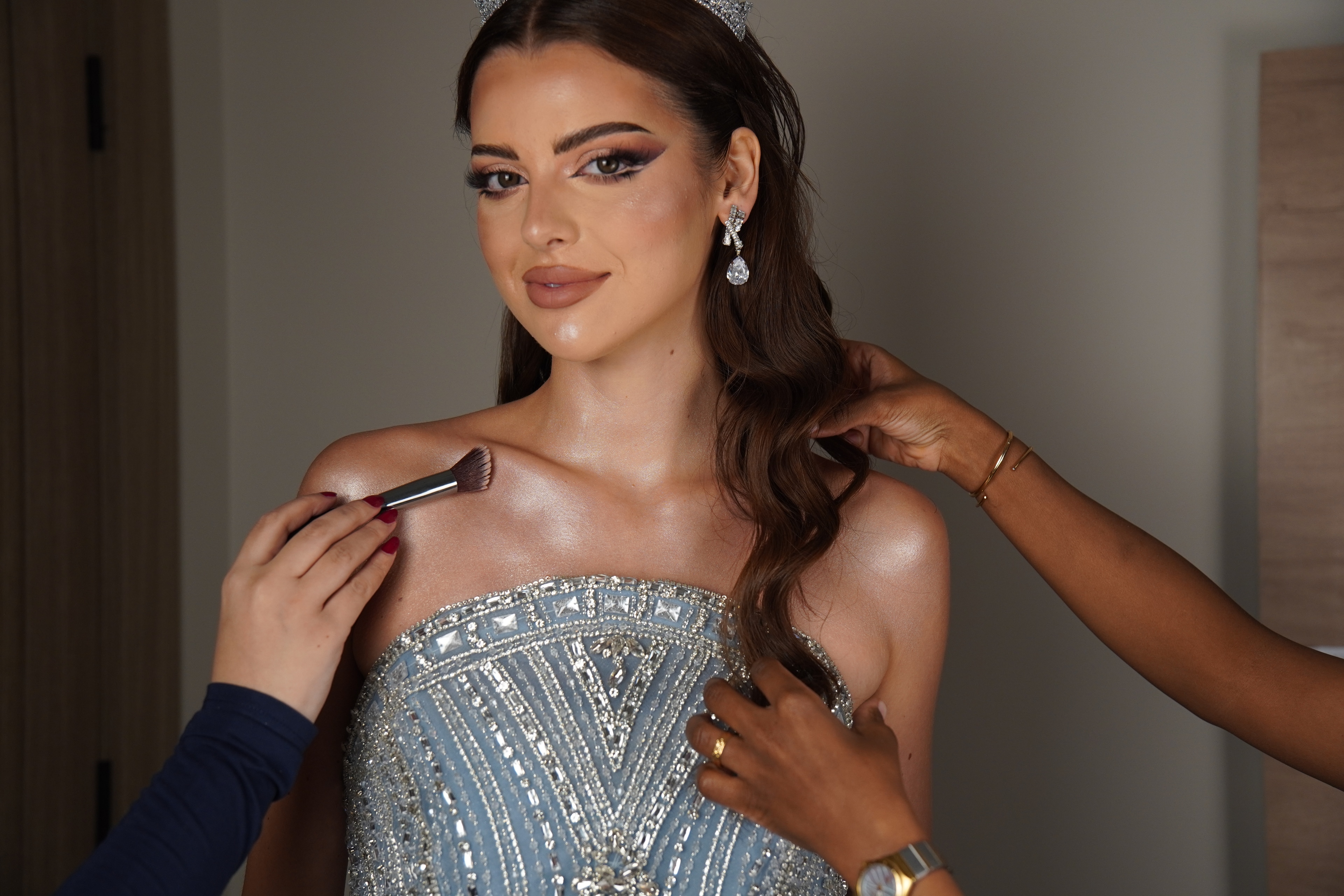 Behind the scenes glam prep